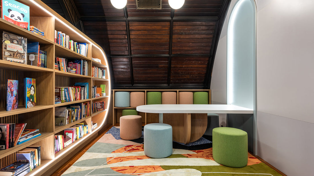 Max's trip to the library