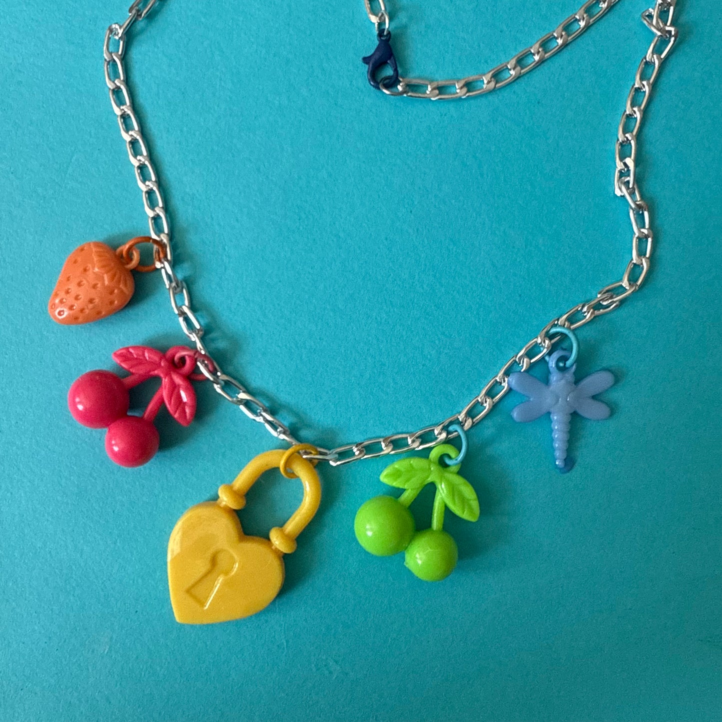 Vintage charm necklace lock