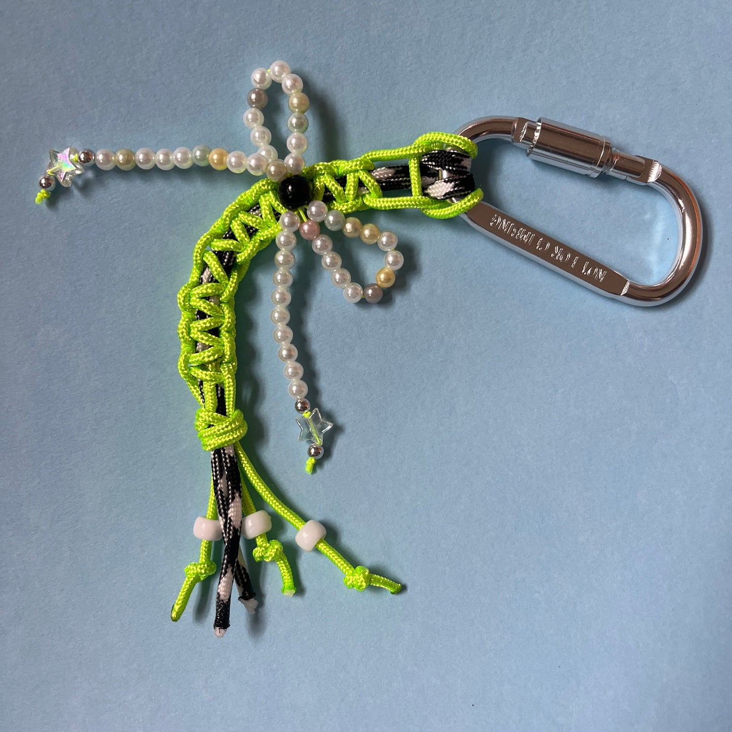 Bag charm and keyring pearl bow