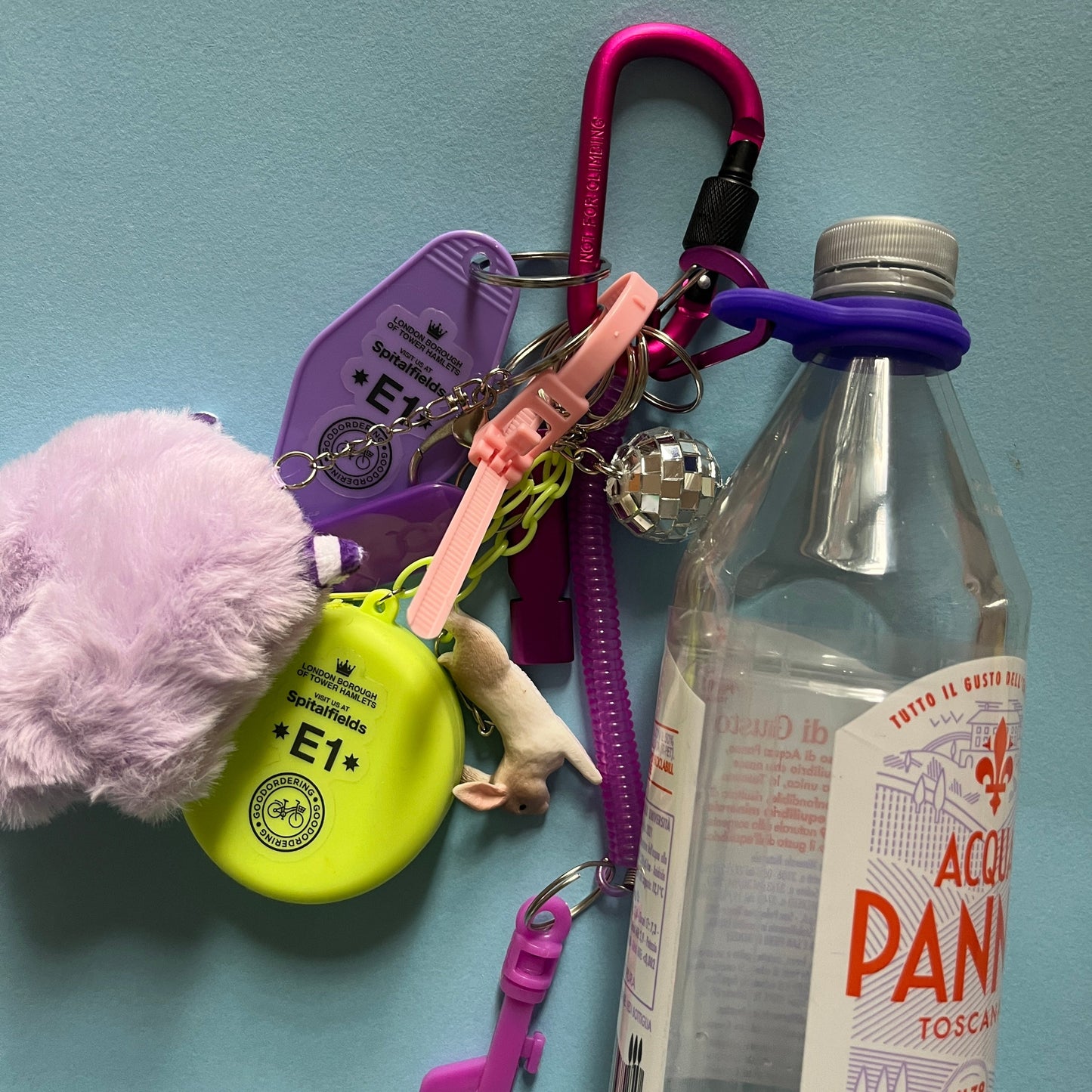 Bag charm lilac alien