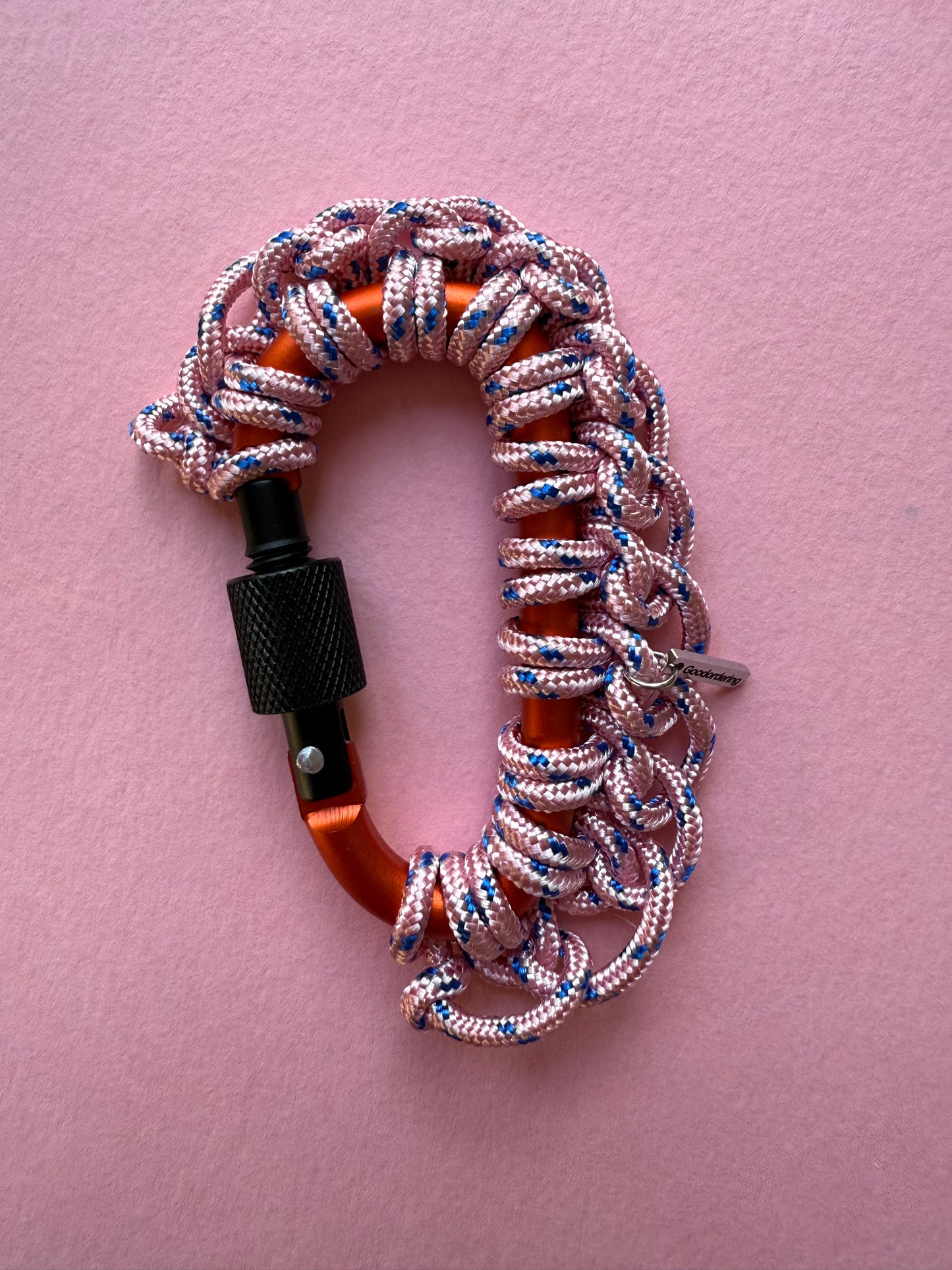 Paracord carabiner charm workshop