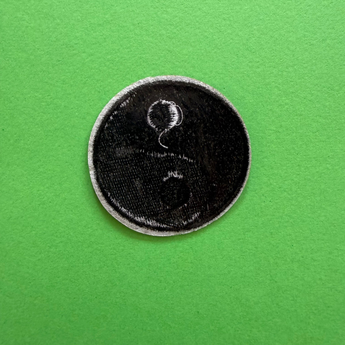 Small iron-on embroidered patch for DIY clothing