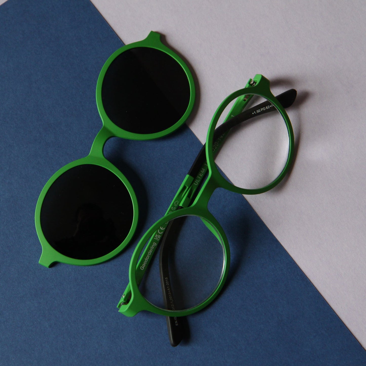 '+1.5 readers magnetic glasses green