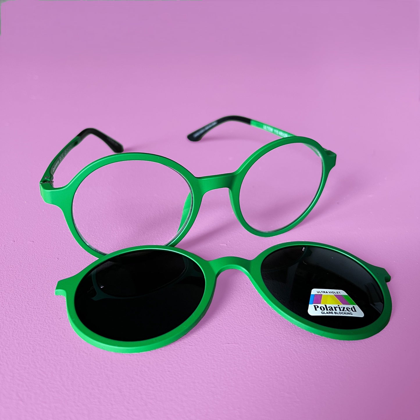 '+1.5 readers magnetic glasses green